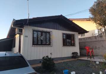 Casa com 2 quartos à venda na rua guarapuava, 100, floresta, joinville por r$ 349.000