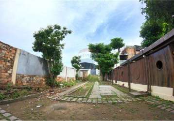 Casa centrão manaus: 4 quartos, ótimo preço