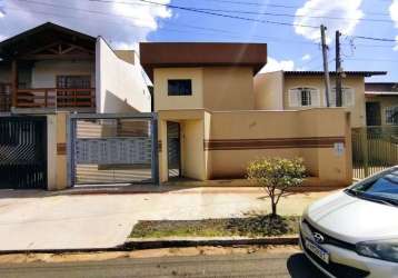 Casa com 3 quartos à venda na rua professora delvina borges, universitário, londrina, 104 m2 por r$ 650.000