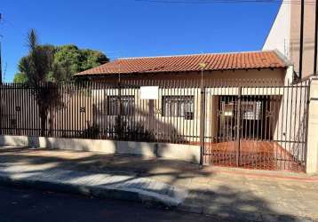 Casa com 4 quartos à venda na rua dom henrique, aeroporto, londrina, 186 m2 por r$ 440.000