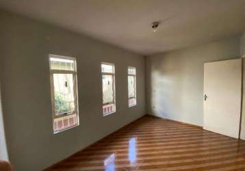 Casa comercial para alugar na avenida robert koch, 619, operária, londrina, 80 m2 por r$ 1.950