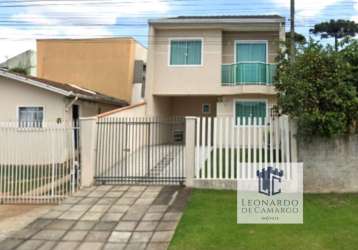 Lindo sobrado de frente para a rua bairro alto com quintal e churrasqueira