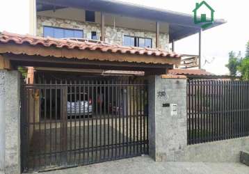 Casa com 4 dormitórios à venda, 258 m² por r$ 750.000,00 - itoupava central - blumenau/sc