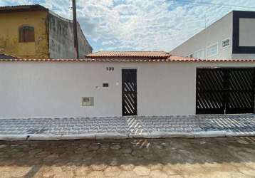 Casa à venda em mongaguá, 3 dormitórios!