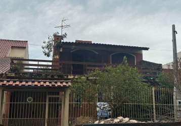 Casa com 2 quartos à venda na rua azevedo sodré, 300, passo da areia, porto alegre, 300 m2 por r$ 900.000