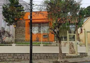 Casa em condomínio fechado com 3 quartos à venda na rua artigas, 214, petrópolis, porto alegre, 312 m2 por r$ 954.000