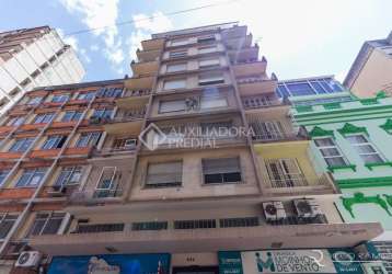 Apartamento com 3 quartos à venda na rua general vitorino, 254, centro histórico, porto alegre, 80 m2 por r$ 395.000