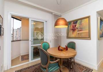 Apartamento com 2 quartos à venda na avenida independência, 813, independência, porto alegre, 85 m2 por r$ 649.000