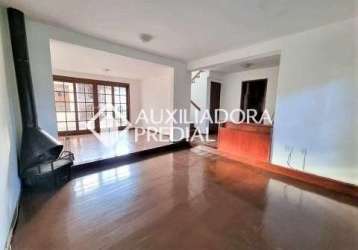 Casa em condomínio fechado com 3 quartos à venda na rua conrado ferrari, 71, jardim isabel, porto alegre, 211 m2 por r$ 800.000