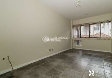 Sala comercial à venda na rua tomaz flores, 95, independência, porto alegre, 27 m2 por r$ 150.000