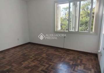 Apartamento com 3 quartos à venda na rua buarque de macedo, 711, são geraldo, porto alegre, 75 m2 por r$ 280.600