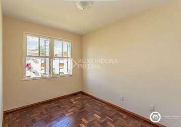 Apartamento com 1 quarto à venda na rua roque calage, 190, passo da areia, porto alegre, 32 m2 por r$ 190.000