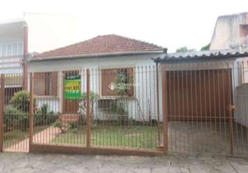 Casa com 3 quartos à venda na avenida são sebastião, 197, nonoai, porto alegre, 200 m2 por r$ 480.000