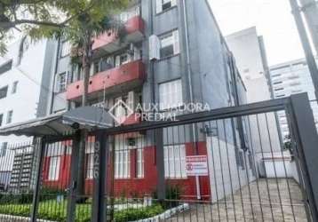 Apartamento com 2 quartos à venda na rua santana, 926, farroupilha, porto alegre, 47 m2 por r$ 234.000