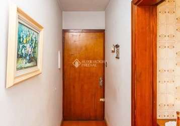 Apartamento com 2 quartos à venda na rua general gomes carneiro, 465, medianeira, porto alegre, 80 m2 por r$ 359.000