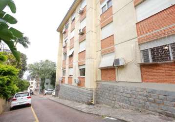 Apartamento com 3 quartos à venda na rua professor álvaro alvim, 450, rio branco, porto alegre, 60 m2 por r$ 250.000