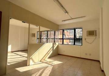 Sala comercial à venda na rua nunes machado, 201, azenha, porto alegre, 48 m2 por r$ 149.000