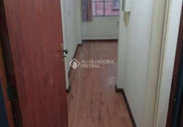 Sala comercial à venda na rua vigário josé inácio, 566, centro histórico, porto alegre, 17 m2 por r$ 39.000