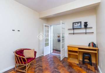 Kitnet / stúdio à venda na rua general neto, 133, floresta, porto alegre, 41 m2 por r$ 150.000