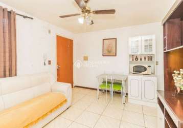 Apartamento com 2 quartos para alugar na rua seis de novembro, 485, mário quintana, porto alegre, 60 m2 por r$ 1.300