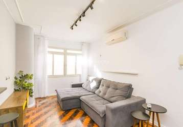 Apartamento com 2 quartos para alugar na avenida protásio alves, 1723, rio branco, porto alegre, 82 m2 por r$ 2.500