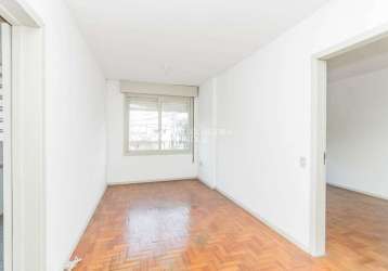 Apartamento com 1 quarto para alugar na avenida benno mentz, 40, vila ipiranga, porto alegre, 46 m2 por r$ 2.600