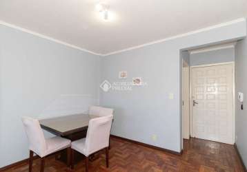 Apartamento com 2 quartos para alugar na rua luiz de camões, 415, santo antônio, porto alegre, 76 m2 por r$ 1.700