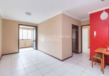 Apartamento com 1 quarto para alugar na avenida pinheiro borda, 635, cristal, porto alegre, 56 m2 por r$ 1.290