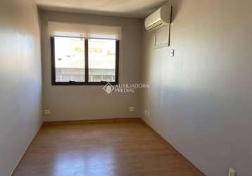 Sala comercial para alugar na avenida borges de medeiros, 2105, praia de belas, porto alegre, 37 m2 por r$ 1.500