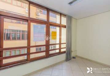 Sala comercial para alugar na praça quinze de novembro, 66, centro histórico, porto alegre, 77 m2 por r$ 580