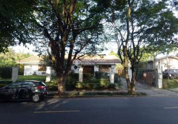 Casa comercial para alugar na avenida luiz manoel gonzaga, 701, três figueiras, porto alegre, 380 m2 por r$ 38.000