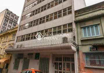 Prédio para alugar na rua general joão manoel, 282, centro histórico, porto alegre, 1400 m2 por r$ 32.000