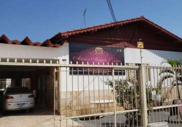 Casa comercial à venda na rua 74, 133, setor central, goiânia por r$ 580.000