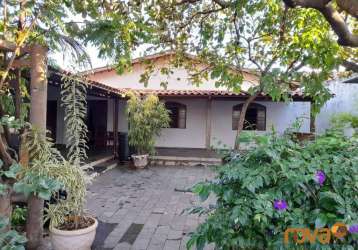 Casa com 4 quartos à venda na c 137, 1451, jardim américa, goiânia por r$ 1.160.000