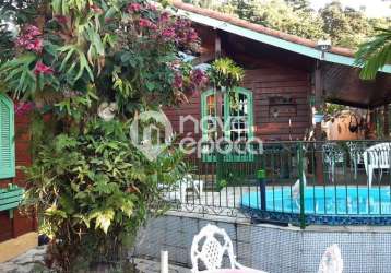 Casa com 5 quartos à venda na rua coronel rogaciano mendes, freguesia (ilha do governador), rio de janeiro, 179 m2 por r$ 980.000