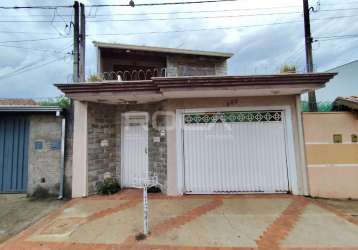 Casa para alugar em vila brasília, são carlos - 4 dormitórios, suíte e espaço gourmet