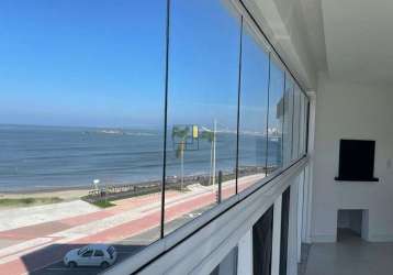 Apartamento frente mar com 3 suítes, no gravatá navegantes/sc.