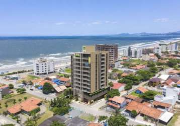 Apartamento em navegantes no gravatá, a menos de 100m do mar com 3 dormitórios