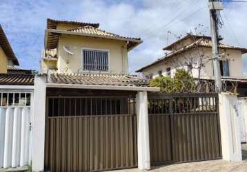 Casa para locação em rio das ostras, jardim marilea, 3 dormitórios, 1 suíte, 2 banheiros, 2 vagas