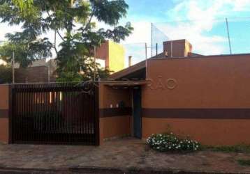 Casa 4 dormitórios com piscina locação e venda na ribeirania