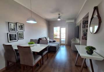 Lindo apartamento com 02 dormitórios sendo 01 suíte rico em armários com 93mts²