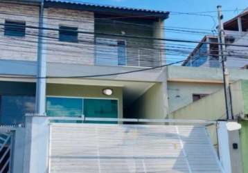 Casa em condomínio fechado com 3 quartos à venda na avenida clodoaldo portugal caribe, --, vila assis brasil, mauá por r$ 1.010.000