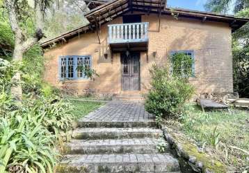 Casa em condomínio fechado com 3 quartos à venda na rua do pedregal, --, jardim branca flor, embu das artes por r$ 1.800.000