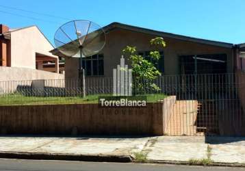 Casa com 3 dormitórios à venda