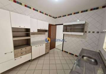 Apartamento sobreloja com 3 quartos para alugar, 110 m² por r$ 2.450/mês - zona 05 - maringá/pr