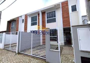 Casa com 2 quartos à venda na rua josé lino rocha, 72, meia praia, navegantes por r$ 598.000