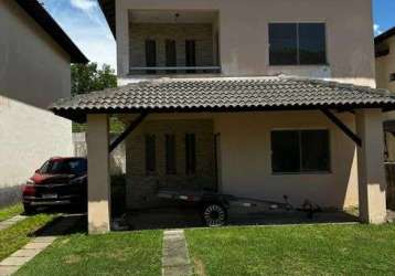 Casa a venda de 4 suítes + gabinete com quintal e 2 garagens no foz joanes em buraquinho