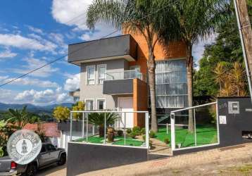 Maravilhosa casa à venda no bairro salto do norte!