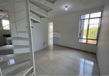 Cobertura duplex no residencial life sussurana por r$ 175 mil