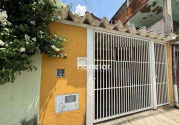 Casa 1 quarto sala e cozinha  banheiro, mais  2 comodos nos fundos